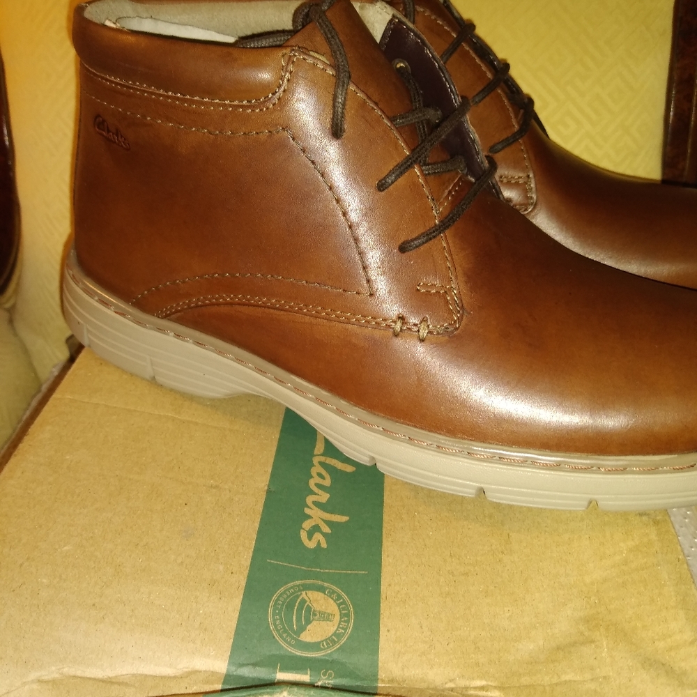 Men's leather Clark's very light walking shoe sup